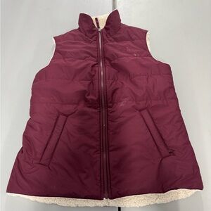 Women's Burgundy Puffer Vest reversible the north face medium full zip
